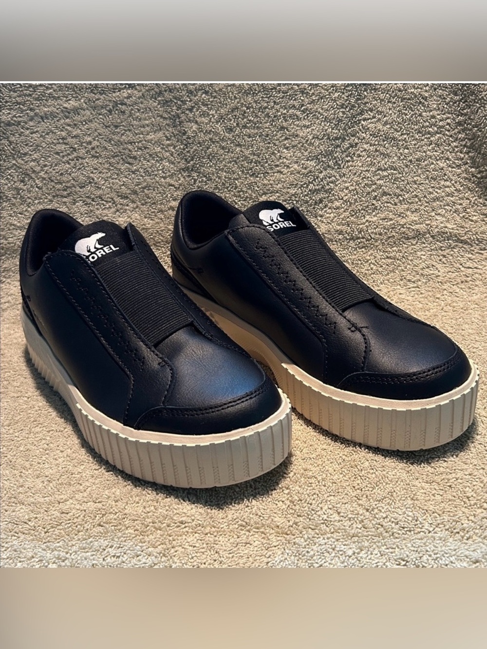 Sorel ‘Ona Ave’ Slip-On Sneakers. Very good used condition, Women’s Size 7.5